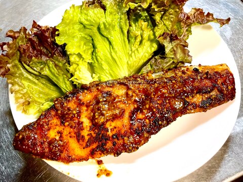 鮭の粒マスタードハチミツ焼き!醤油麹仕立て